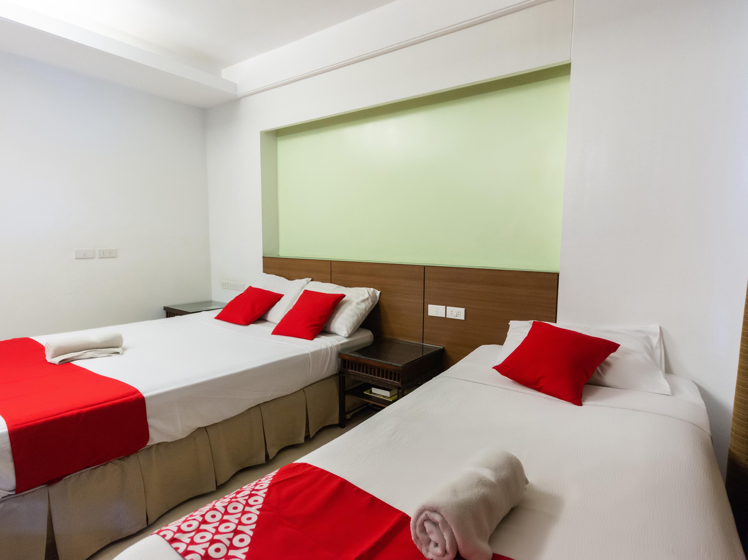 Chito'S Hotel Iloilo City Ngoại thất bức ảnh