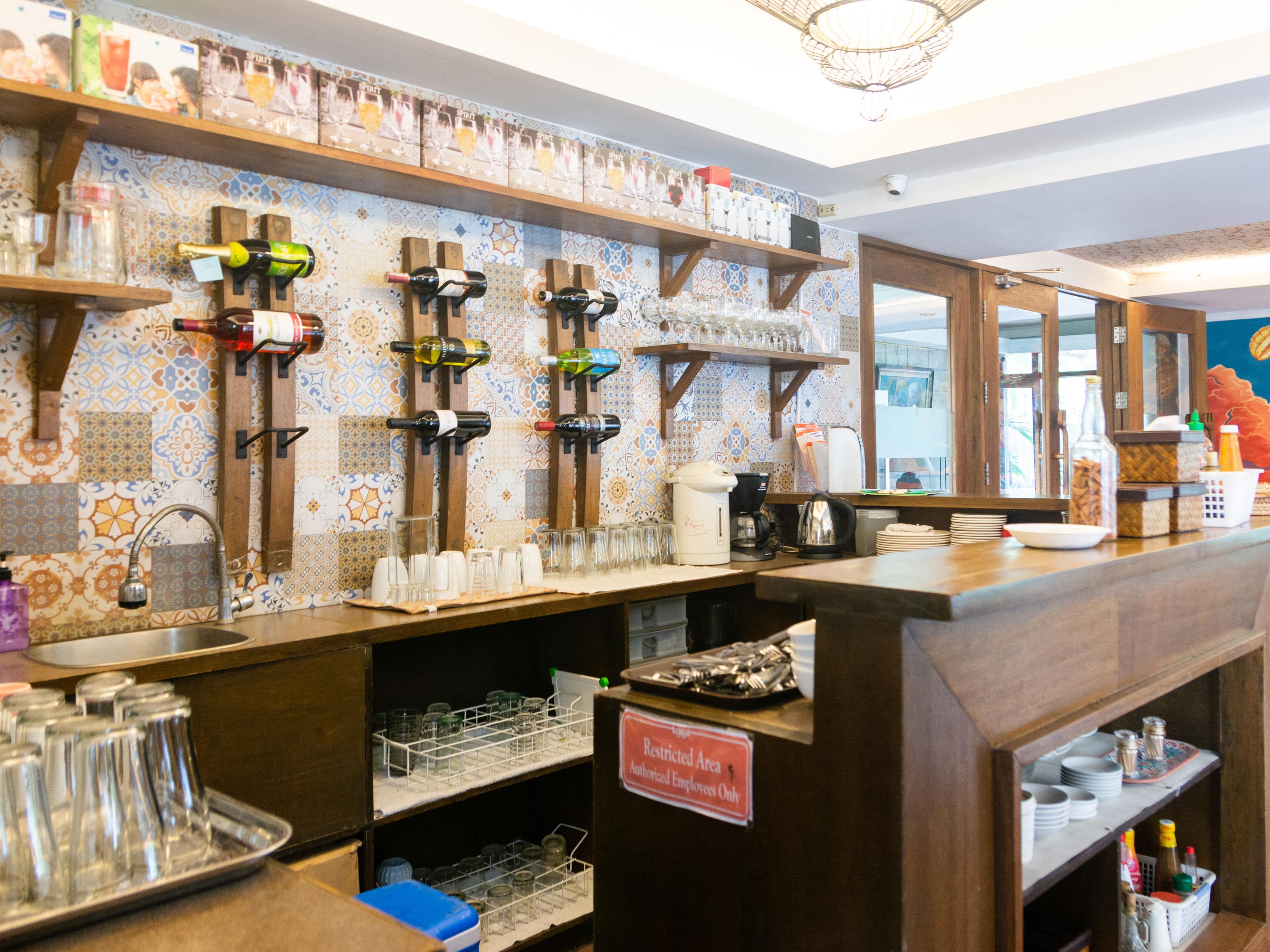 Chito'S Hotel Iloilo City Ngoại thất bức ảnh