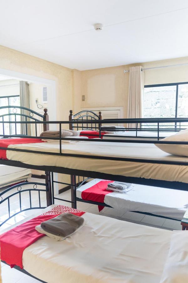 Chito'S Hotel Iloilo City Ngoại thất bức ảnh